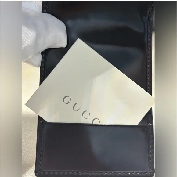 GUCCI *KEY HOLDER & WALLET Unisex w/ box LIKE NEW Burgundy color
